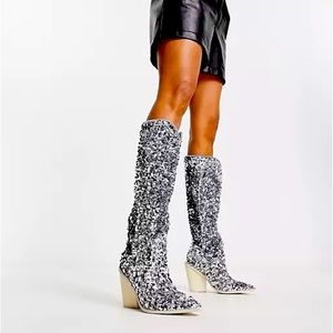 Steve Madden Velvet and Sequined Boots Sz8 💎